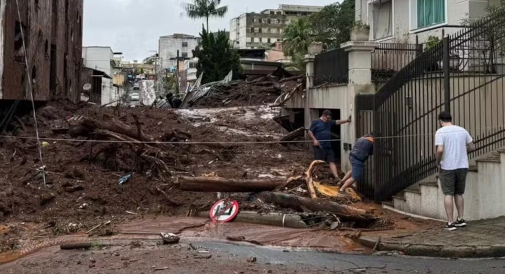 Catástrofe climática en Brasil dejó un saldo de 37 víctimas y daños materiales devastadores