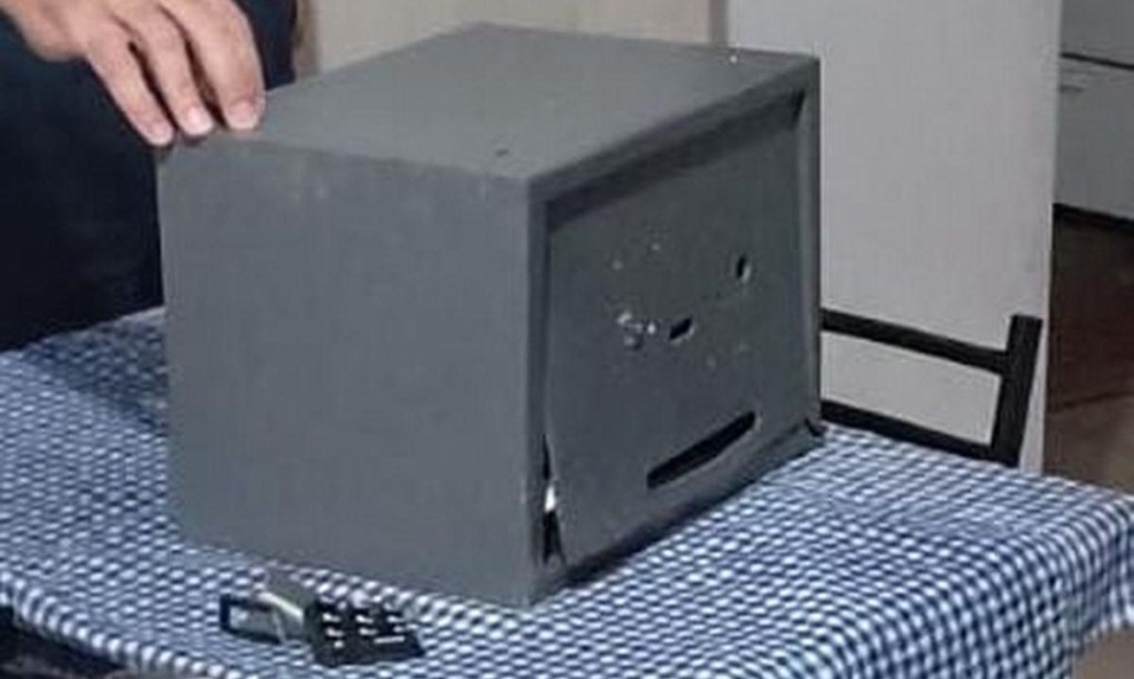 Detuvieron a un adolescente acusado de sustraer una gran suma de una&nbsp;escuela